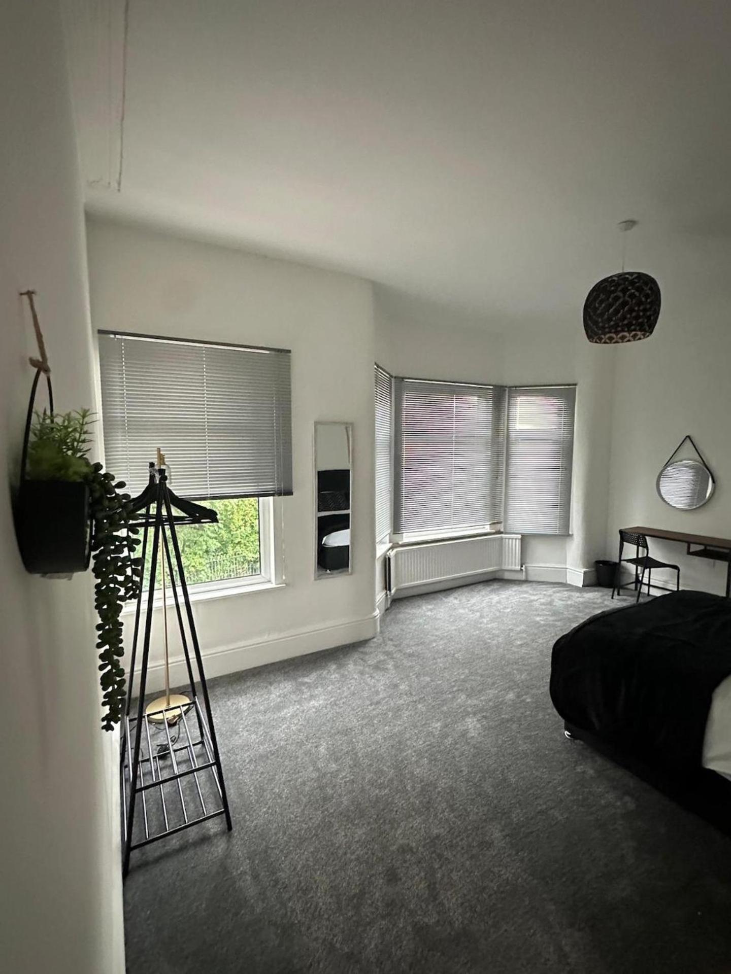 Holiday home Cosy House Near Etihad And Coop Live *