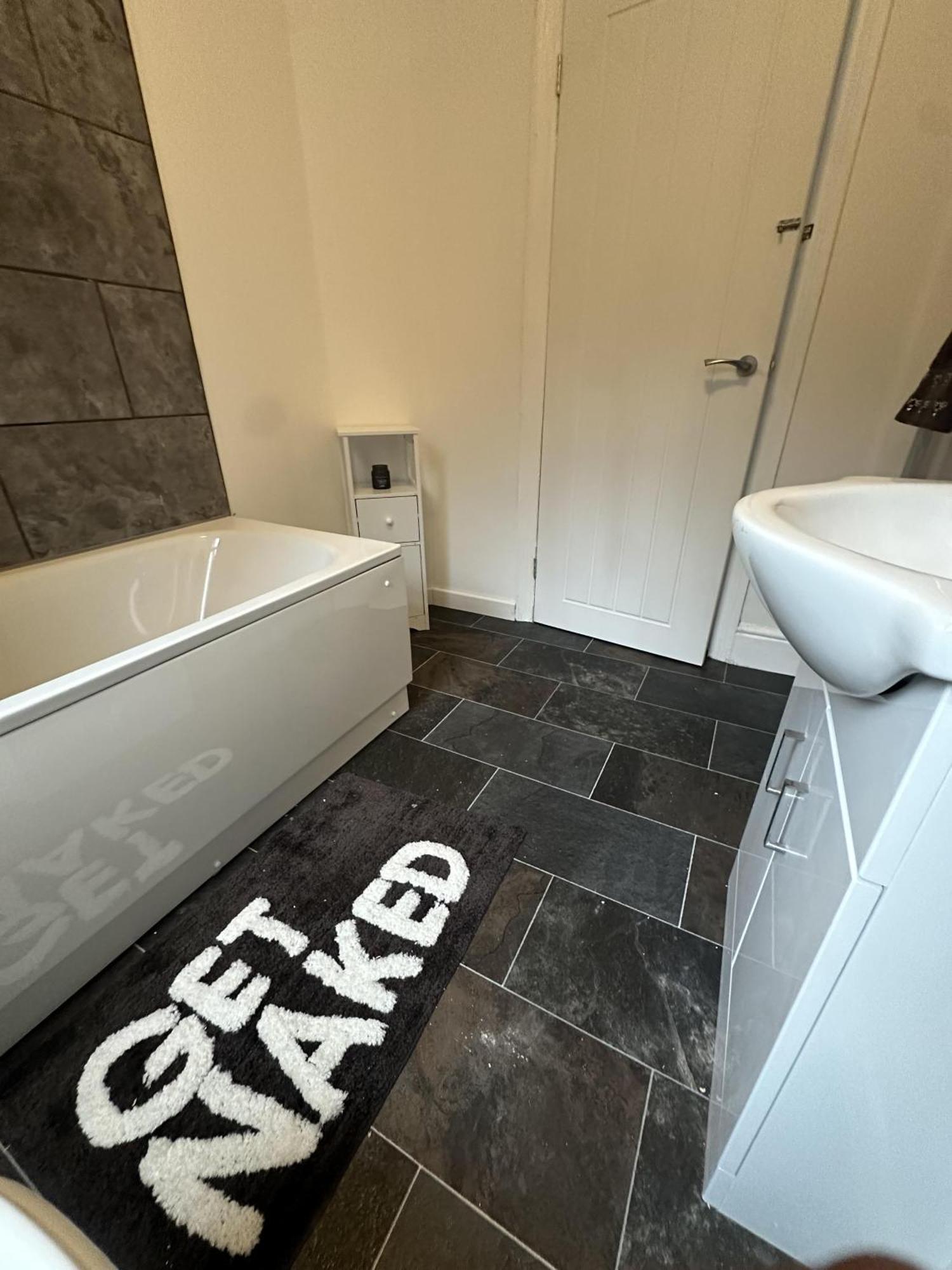 Cosy House Near Etihad And Coop Live Holiday home
