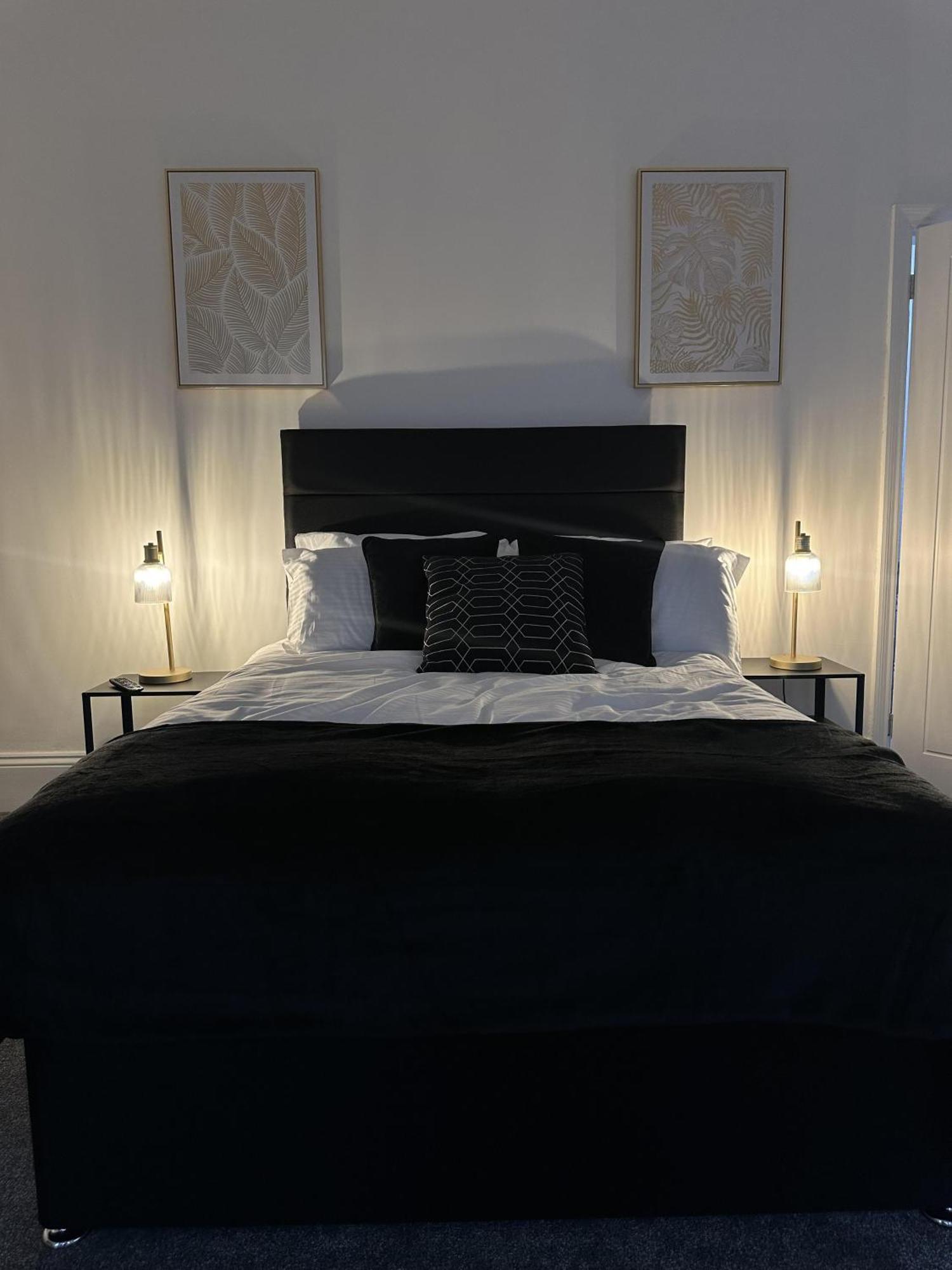 Cosy House Near Etihad And Coop Live Holiday home *